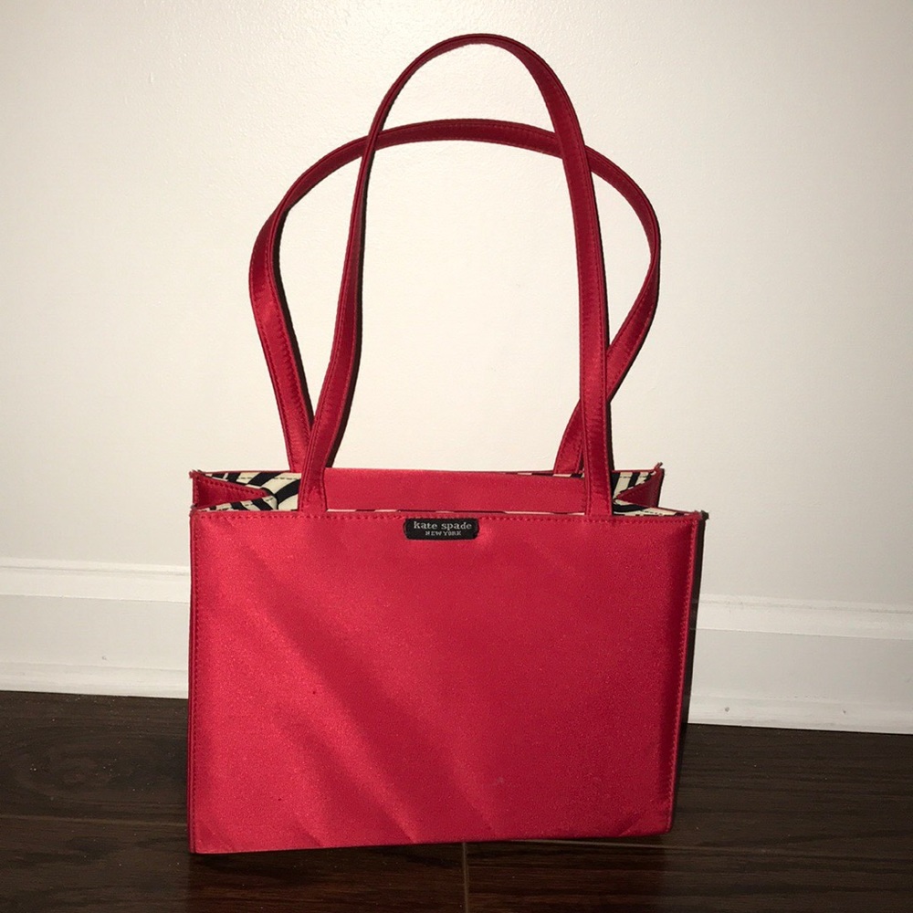Kate spade hand bag